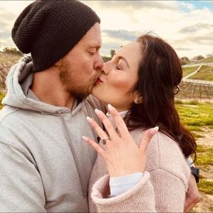 Meet your Posher, Atenea